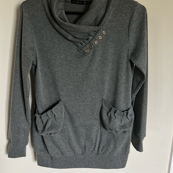 Gray Cowl Neck Cotton/Poly Blend top - Picture 1 of 5